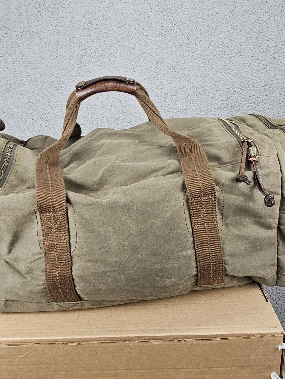 J. Crew Dry Goods Abingdon Weekender Duffel Bag Olive Green Canvas Leather New